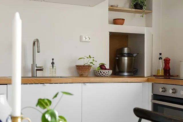 Jakie okucia warto wybrać do mebli kuchennych