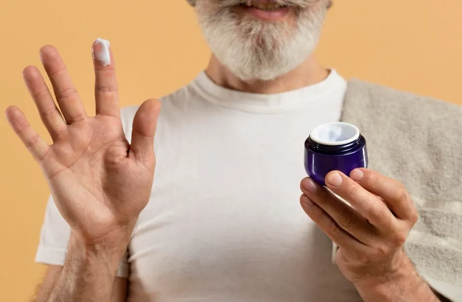 Dlaczego skóra atopowa szczególnie potrzebuje balsamów emolientowych?